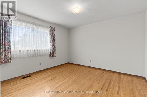 6628 Argyll Crescent, Niagara Falls (Arad/Fallsview), ON - Indoor Photo Showing Other Room