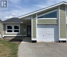 9 FATHER CSILLA TERRACE  Hamilton, ON L9B 2L9