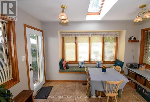 40 Belair Drive, St. Catharines (Port Dalhousie), ON - Indoor Photo Showing Dining Room
