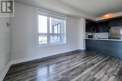 508 - 101 Shoreview Place, Hamilton, ON - Indoor Photo Showing Kitchen
