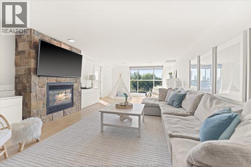 34 Boblo Island Boulevard Unit# 306, Amherstburg, ON - Indoor Photo Showing Living Room With Fireplace