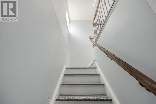 2126 Pashak Court, Mississauga, ON - Indoor Photo Showing Other Room