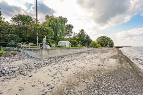 10 Tupper Boulevard, Grimsby, ON - Outdoor