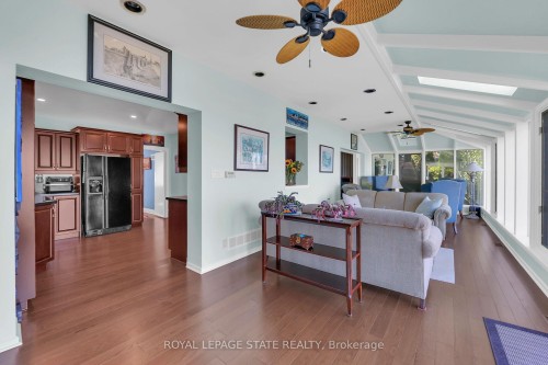 10 Tupper Boulevard, Grimsby, ON - Indoor