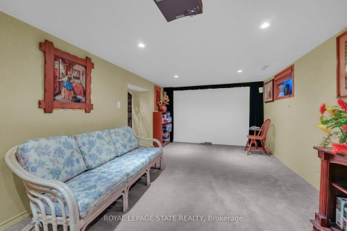 10 Tupper Boulevard, Grimsby, ON - Indoor