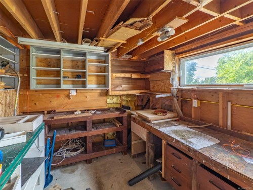 4927 Neill St, Port Alberni, BC 