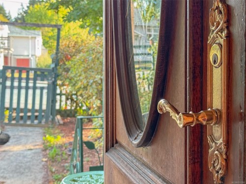 4927 Neill St, Port Alberni, BC 