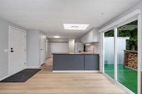 20-7390 West Saanich Rd, Central Saanich, BC 