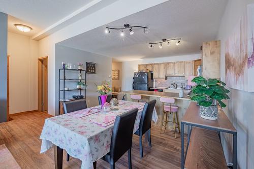 4-519 13Th Street, Invermere, BC - Indoor Photo Showing Dining Room