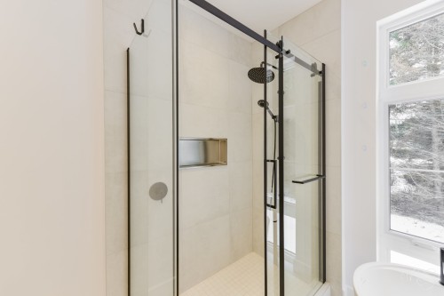 À construire - 1108 Ch. Du Massif, Piedmont, QC - Indoor Photo Showing Bathroom