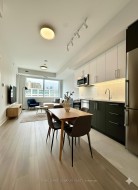 707-664 Spadina Avenue  Toronto, ON M5S 0G4