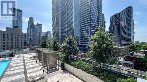715 - 1 Gloucester Street, Toronto, ON - Outdoor With Facade
