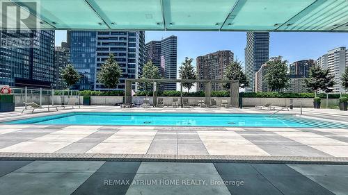 715 - 1 Gloucester Street, Toronto, ON - Outdoor With In Ground Pool