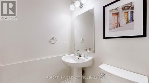 48 Elmrill Road, Markham, ON - Indoor Photo Showing Bathroom