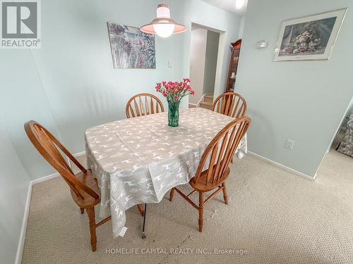 64 - 2570 Southvale Crescent, Ottawa, ON - Indoor Photo Showing Dining Room