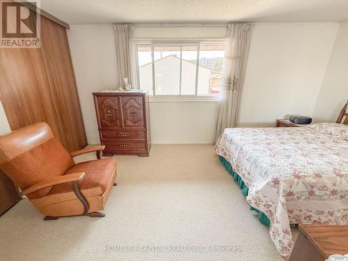 64 - 2570 Southvale Crescent, Ottawa, ON - Indoor Photo Showing Bedroom
