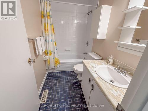 64 - 2570 Southvale Crescent, Ottawa, ON - Indoor Photo Showing Bathroom