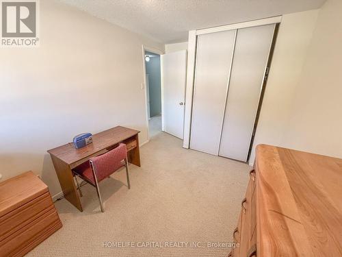 64 - 2570 Southvale Crescent, Ottawa, ON - Indoor Photo Showing Other Room