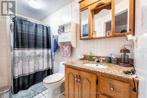 668 Champlain Drive N, Cornwall, ON - Indoor Photo Showing Bathroom