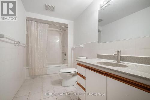 58 Horizon Court, Richmond Hill, ON - Indoor Photo Showing Bathroom