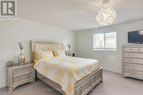 31 Chester Drive N, Cambridge, ON - Indoor Photo Showing Bedroom