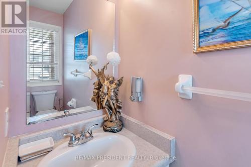 31 Chester Drive N, Cambridge, ON - Indoor Photo Showing Bathroom