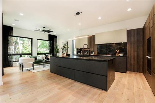 14 Ike Kraut Pl, Winnipeg, MB 