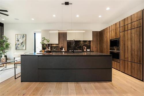 14 Ike Kraut Pl, Winnipeg, MB 