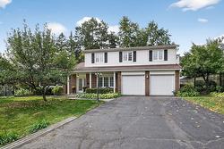 12 Place Redfern  Beaconsfield, QC H9W 4M9