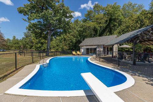 Piscine - 2890Z Ch. Ste-Angélique, Saint-Lazare, QC - Outdoor With In Ground Pool With Backyard