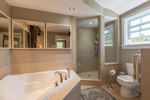 Salle de bains attenante à la CCP - 2890Z Ch. Ste-Angélique, Saint-Lazare, QC - Indoor Photo Showing Bathroom