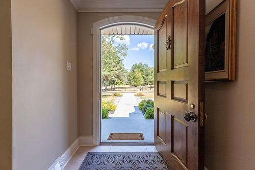 Hall d'entrée/Vestibule - 2890Z Ch. Ste-Angélique, Saint-Lazare, QC - Indoor Photo Showing Other Room