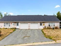 29 Kimbrough Court  Greenwich, NS B4P 2R2