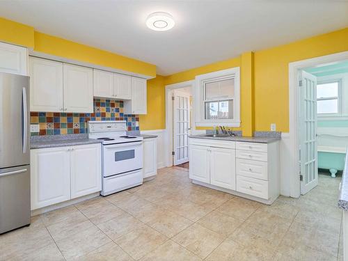 132 Victoria Road, Dartmouth, NS 