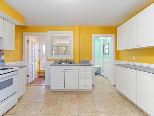 132 Victoria Road, Dartmouth, NS 