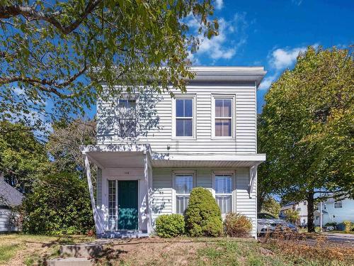 132 Victoria Road, Dartmouth, NS 