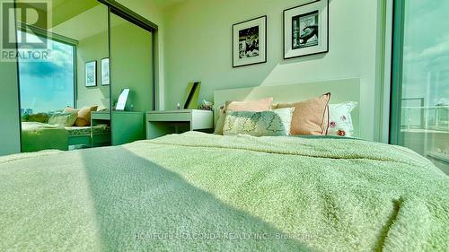 733 - 20 O'Neill Road, Toronto, ON - Indoor Photo Showing Bedroom