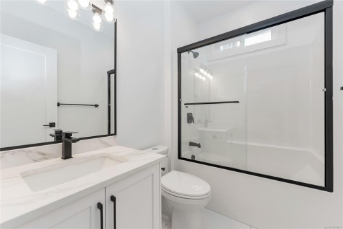 3211 Woodrush Dr, Duncan, BC 