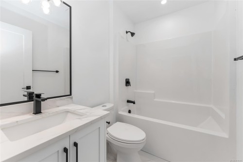 3211 Woodrush Dr, Duncan, BC 