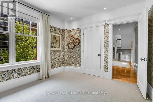 7 Second Avenue, Ottawa, ON - Indoor Photo Showing Other Room