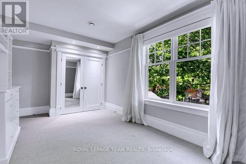 7 Second Avenue, Ottawa, ON - Indoor