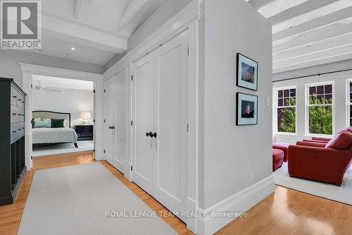 7 Second Avenue, Ottawa, ON - Indoor