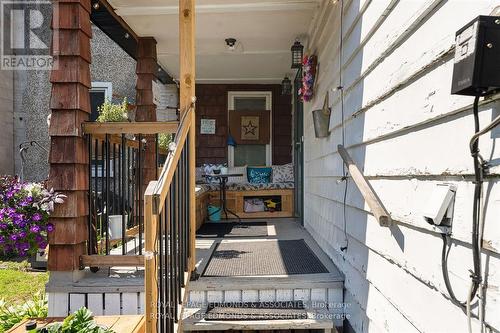 Porch to Unit A - 7 Isabella Street, Pembroke, ON - Outdoor