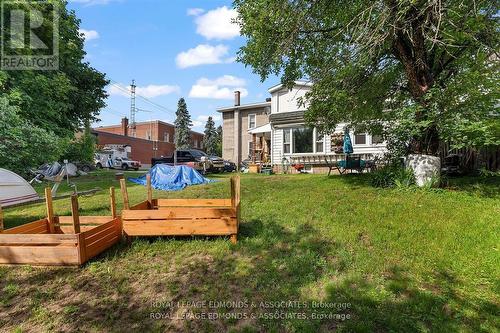 7 Isabella Street, Pembroke, ON - Outdoor