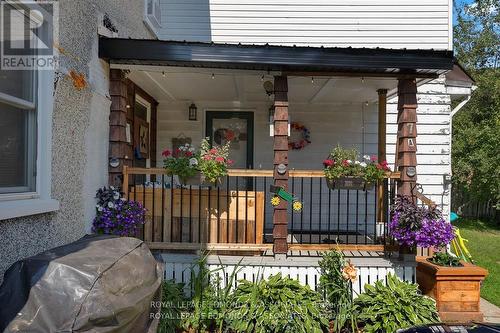 Porch to Unit A - 7 Isabella Street, Pembroke, ON - Outdoor