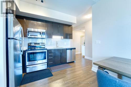 1201 - 7171 Yonge Street, Markham, ON - Indoor Photo Showing Kitchen With Upgraded Kitchen