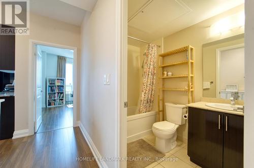 1201 - 7171 Yonge Street, Markham, ON - Indoor Photo Showing Bathroom