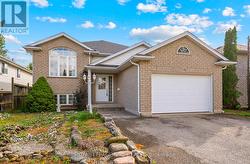 152 LARCHWOOD CIRCLE  Welland (N. Welland), ON L3C 7L9