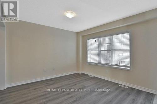74 - 22 Spring Creek Drive, Hamilton, ON - Indoor Photo Showing Other Room