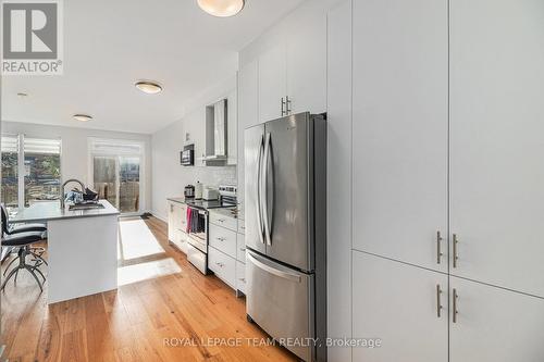 1400 Mayview Avenue, Ottawa, ON - Indoor Photo Showing Kitchen